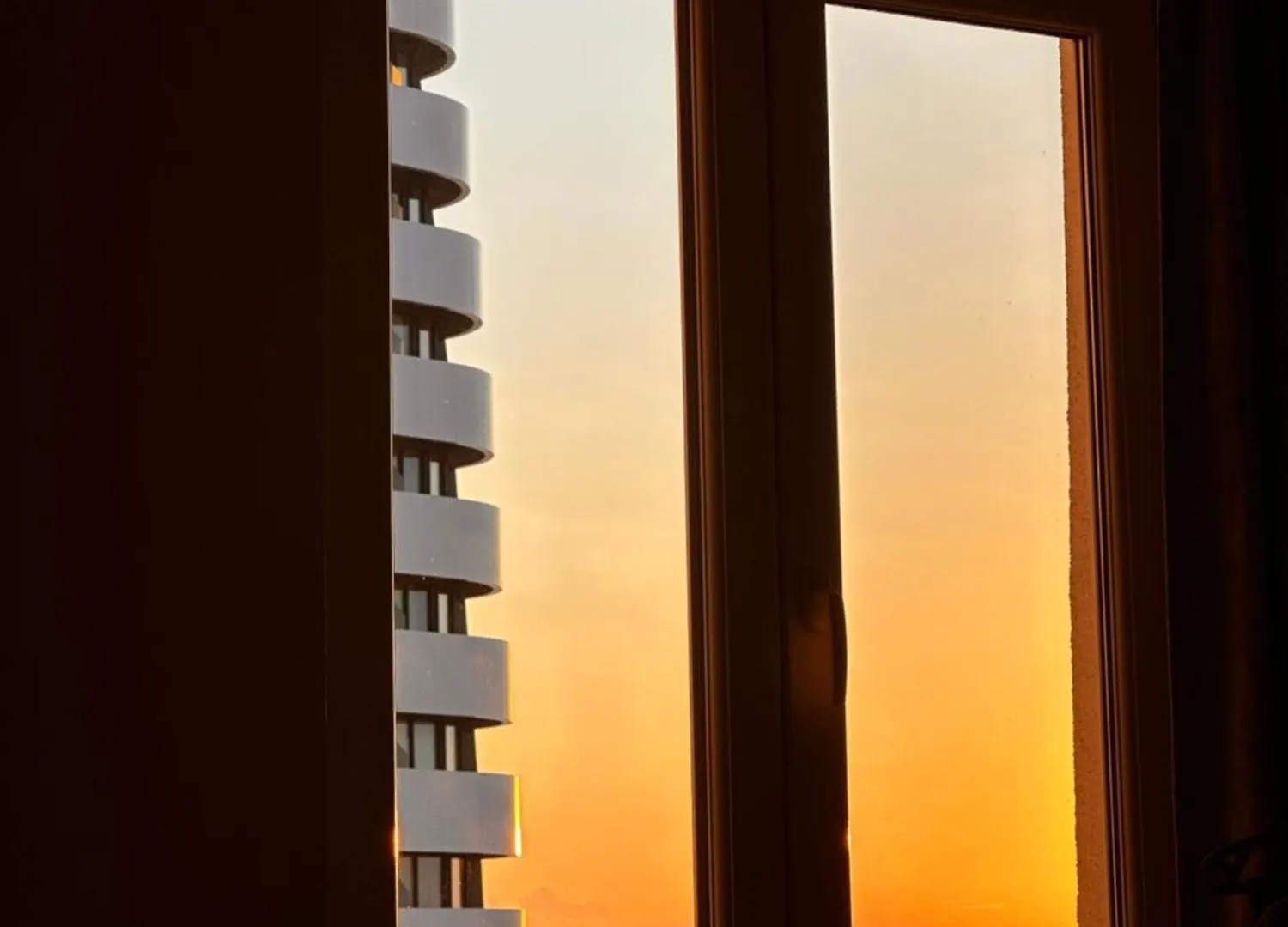 Apartments Aura Batumi 0*,